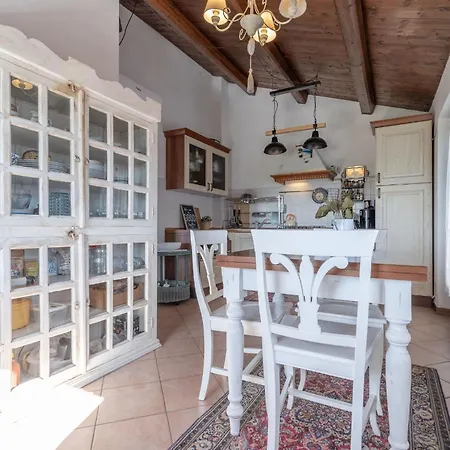Italian Experience- Shabby Sea * Porto Recanati