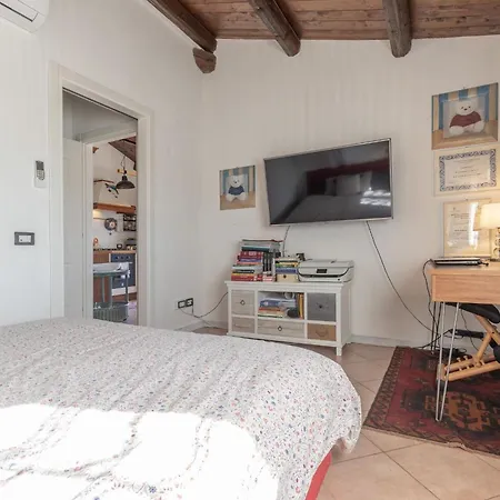 Italian Experience- Shabby Sea * Porto Recanati