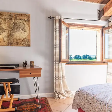 Italian Experience- Shabby Sea Apartment